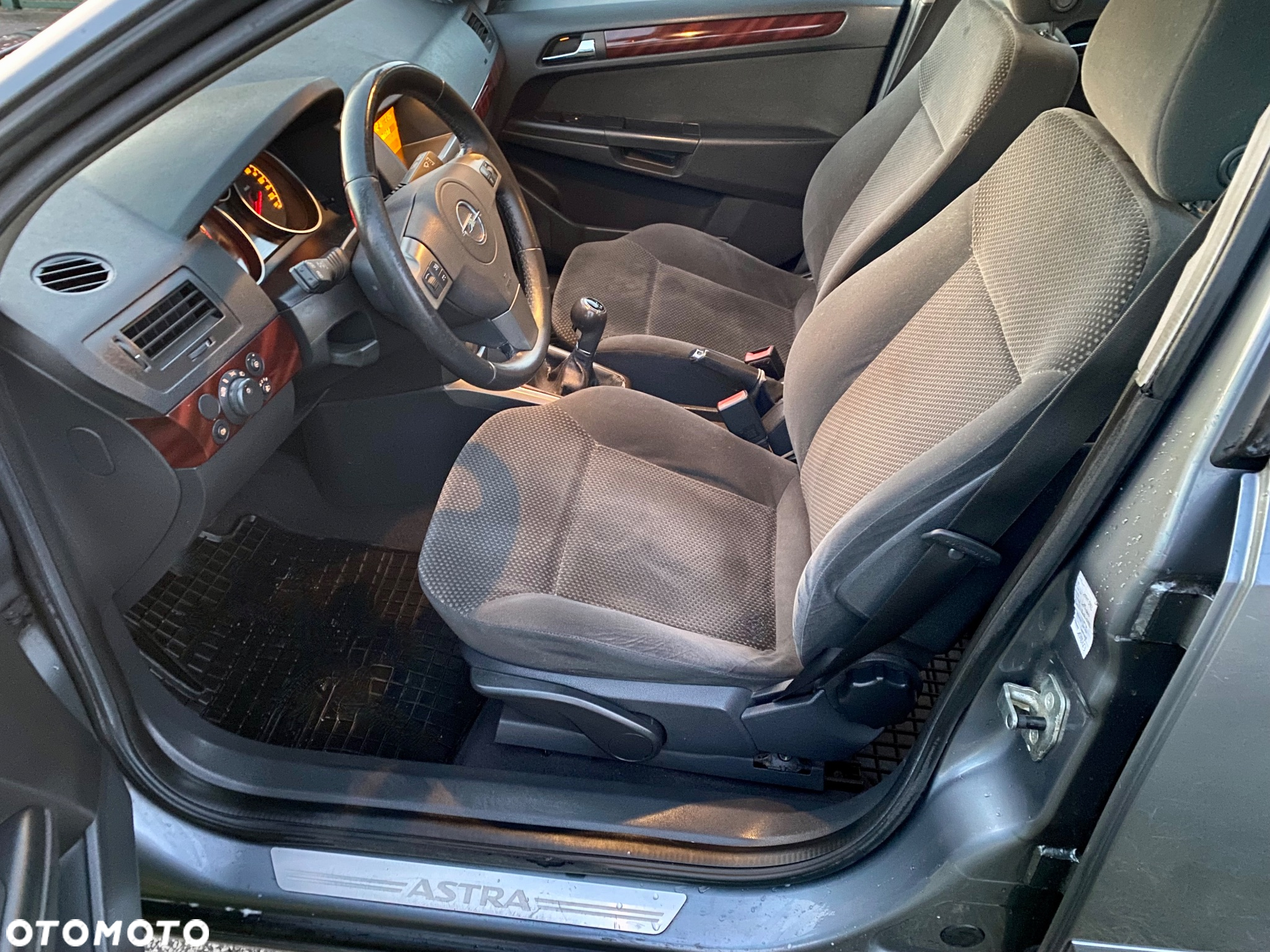 Opel Astra 1.7 CDTI Elegance - 17
