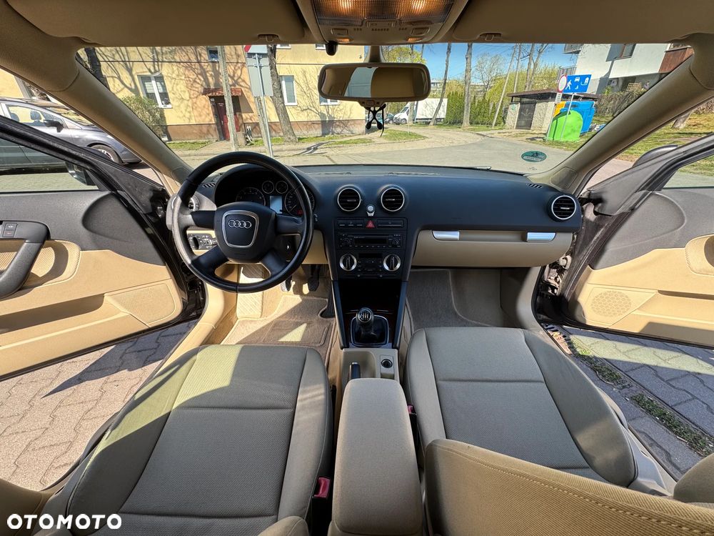 Audi A3 Sportback - 2