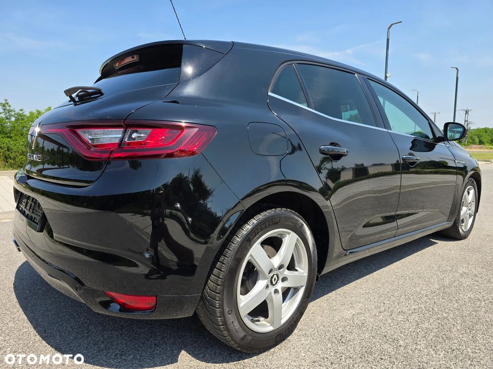 Renault Megane BLUE dCi 115 BOSE EDITION - 39