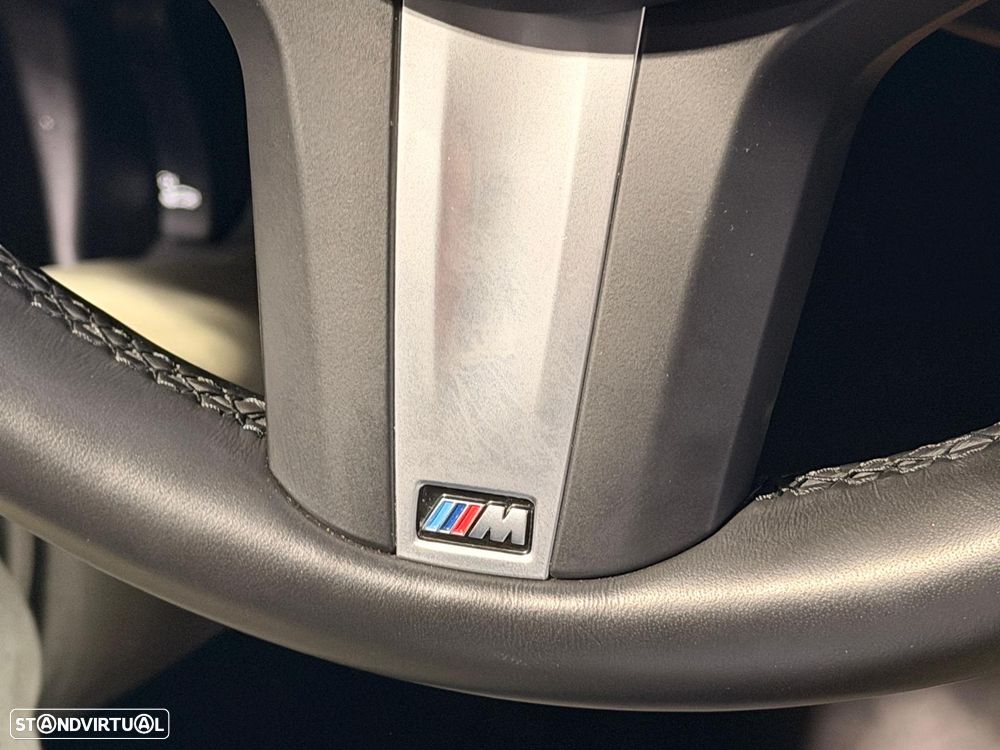 BMW 116 d Pack Desportivo M Auto - 21