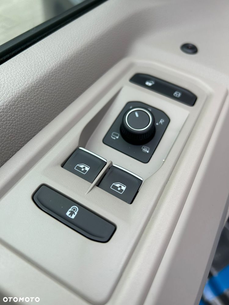 Volkswagen California - 22