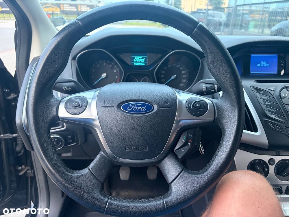 Ford Focus 1.6 EcoBoost Trend - 25