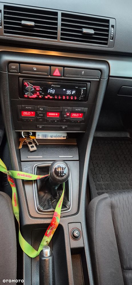 Audi A4 Avant 2.0 TDI DPF - 14