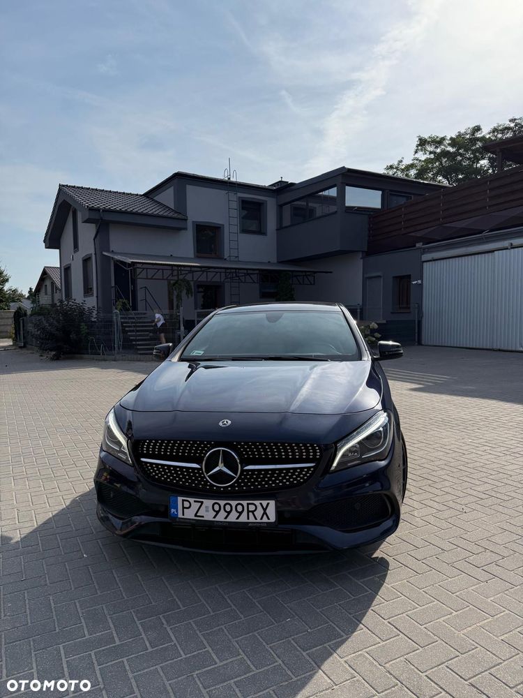 Mercedes-Benz CLA 220 4-Matic - 6