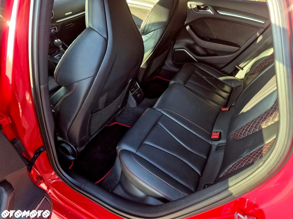 Audi RS3 Sportback TFSI quattro S tronic - 27