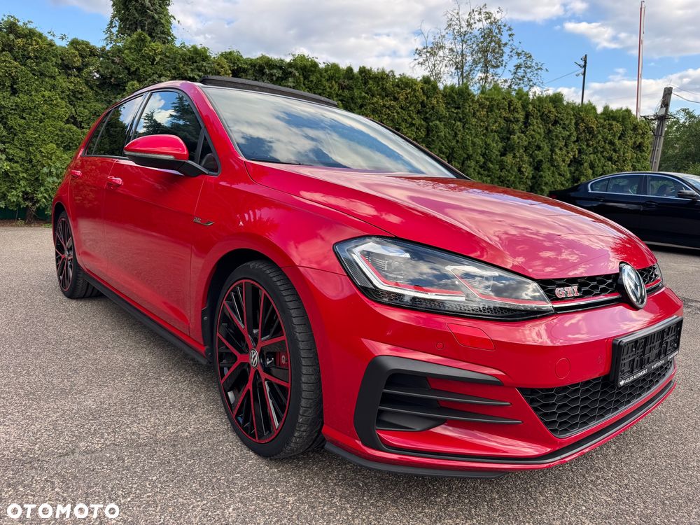 Volkswagen Golf GTI (BlueMotion Technology) DSG Performance - 16