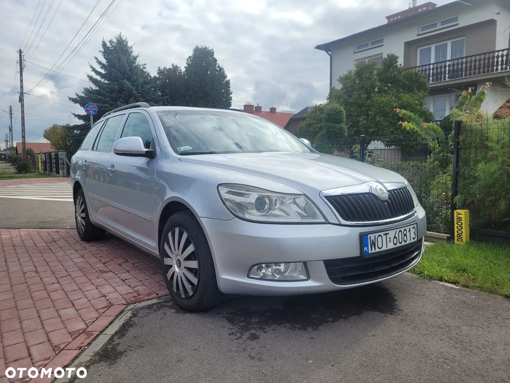 Skoda Octavia Combi 2.0 TDI Elegance - 1