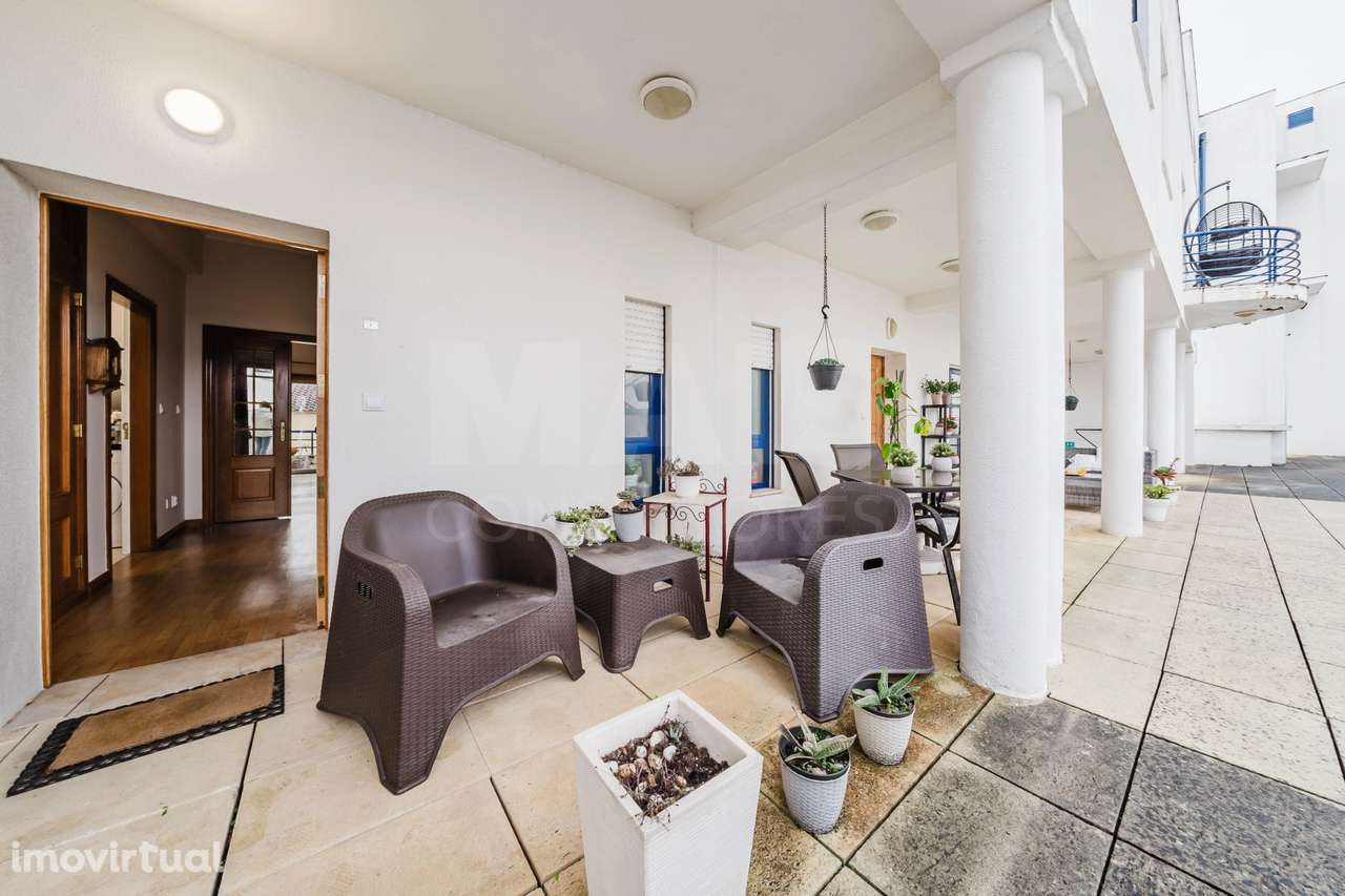 Apartamento T3 Duplex | Piscina | Bombarral Centro - Grande imagem: 3/43