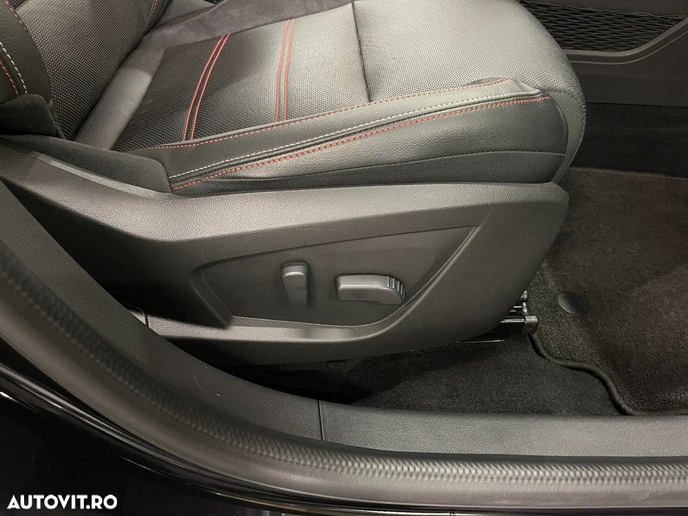 Renault Arkana E-TECH Hybrid RS Line - 26