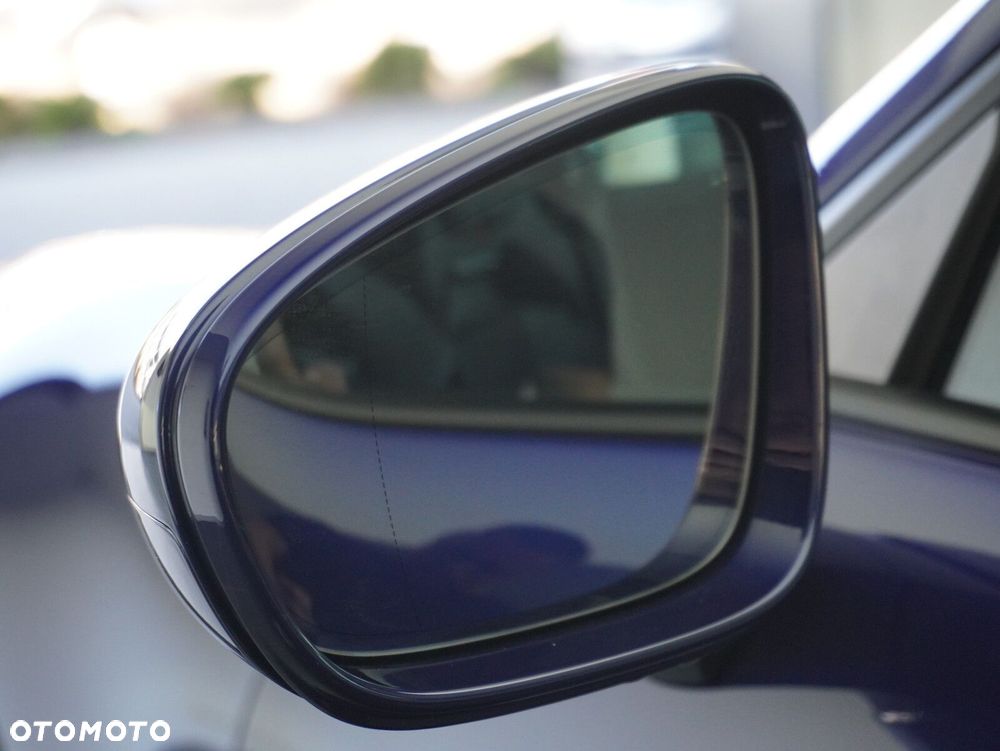 Porsche 911 GT3 Touring PDK - 14