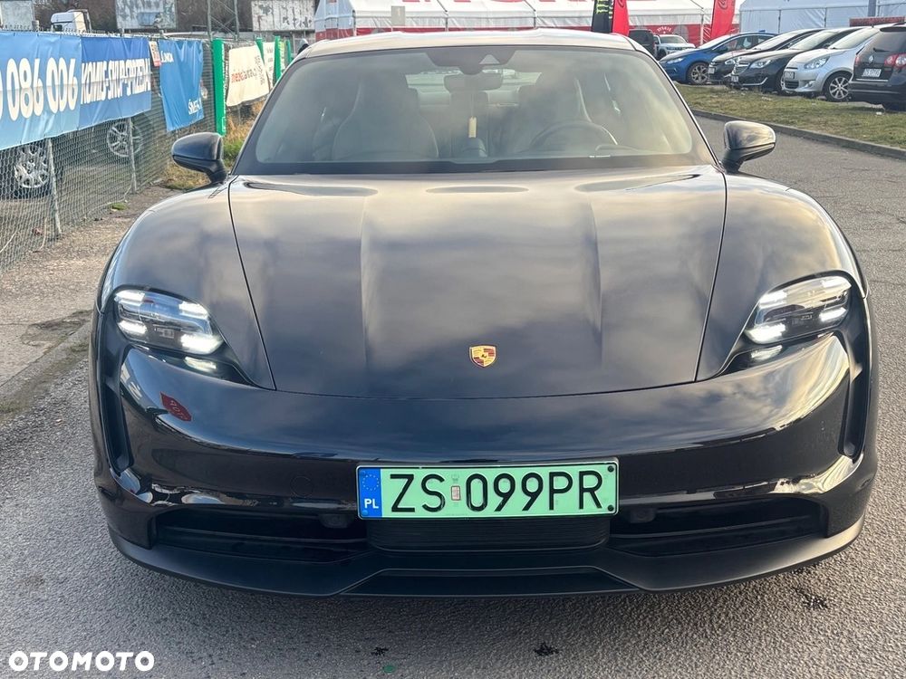 Porsche Taycan - 5