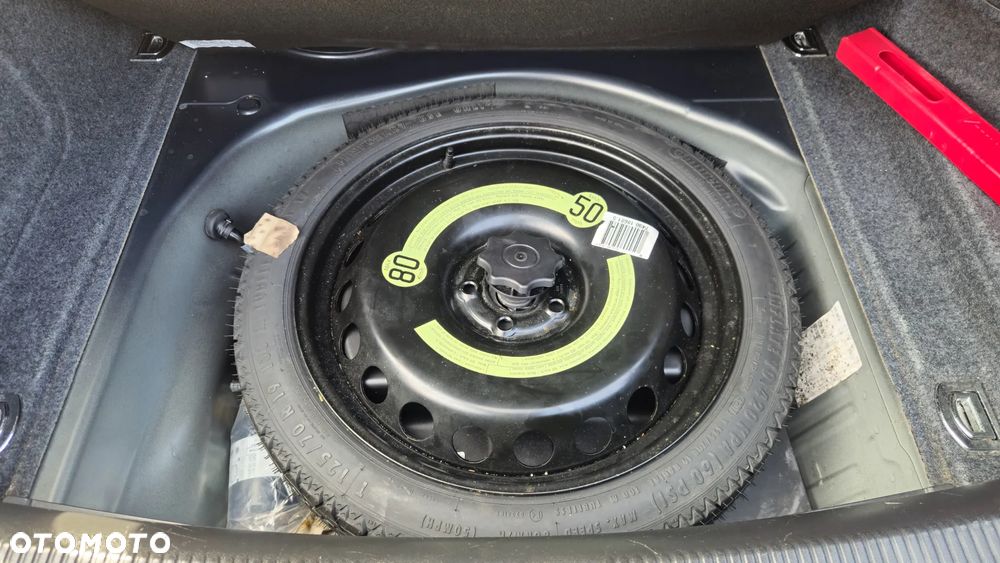 Audi A4 Limousine - 12