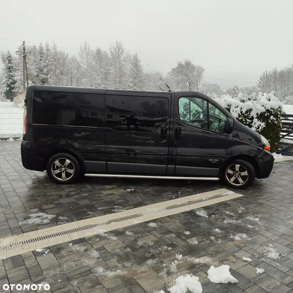 Renault Trafic - 11