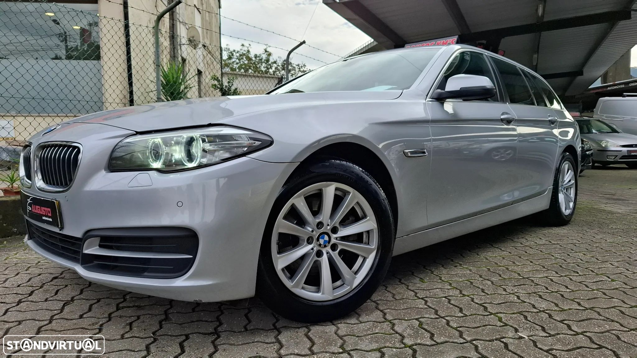 BMW 520 d Line Luxury - 1