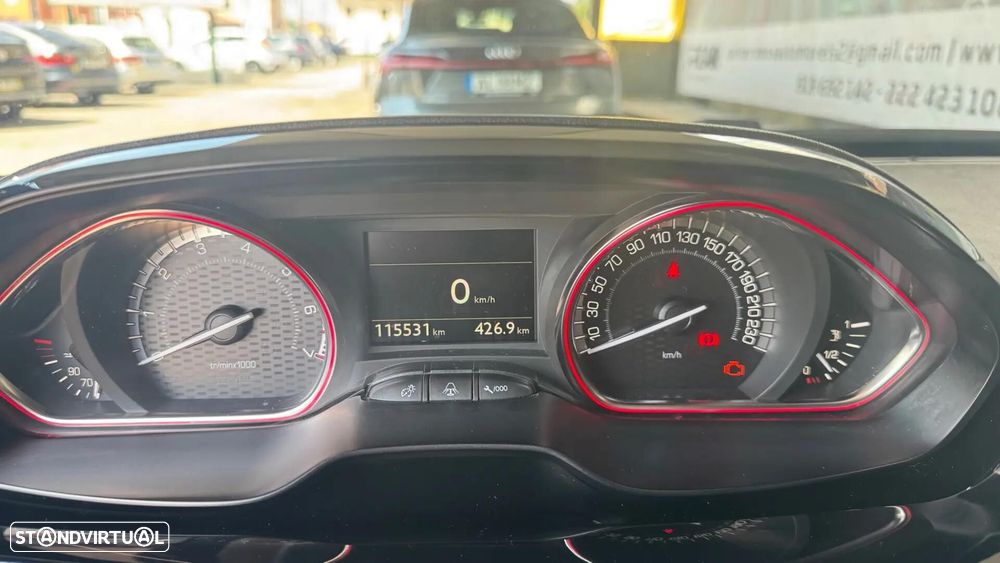 Peugeot 208 1.6 e-THP GTi by Sport - 27