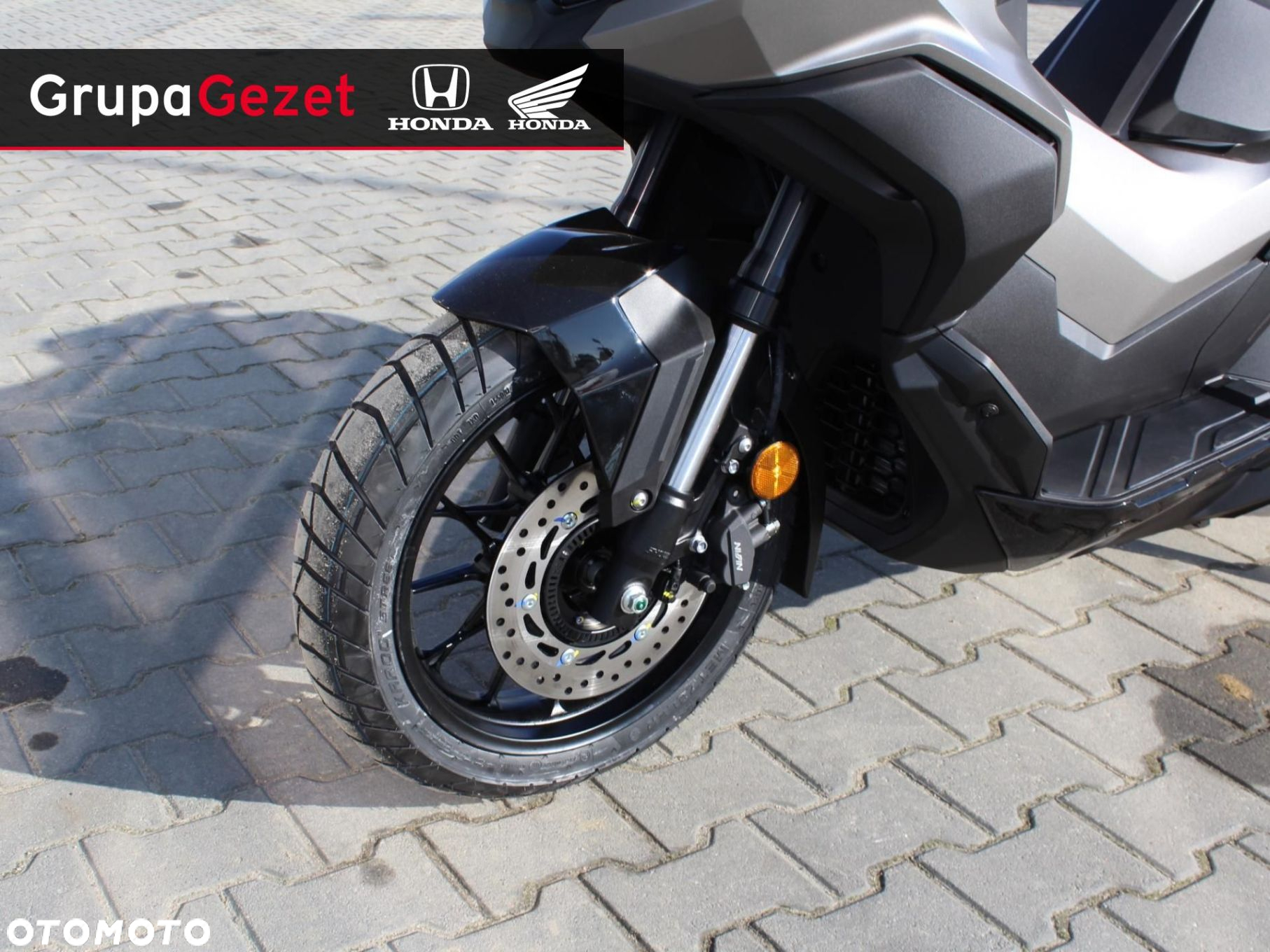 Honda X-ADV - 9