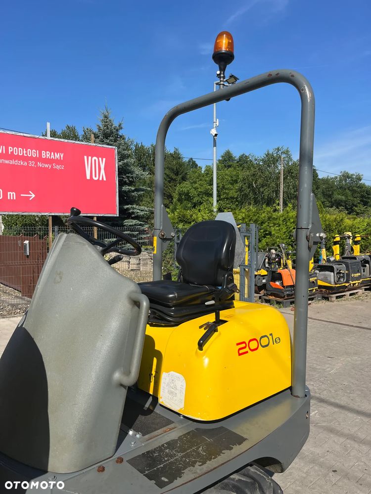 Wacker Neuson 2001 - 19