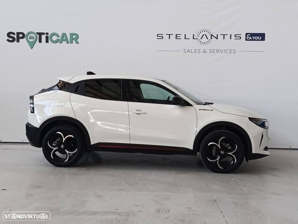 Alfa Romeo Junior 1.2 Speciale eDCT6 - 4