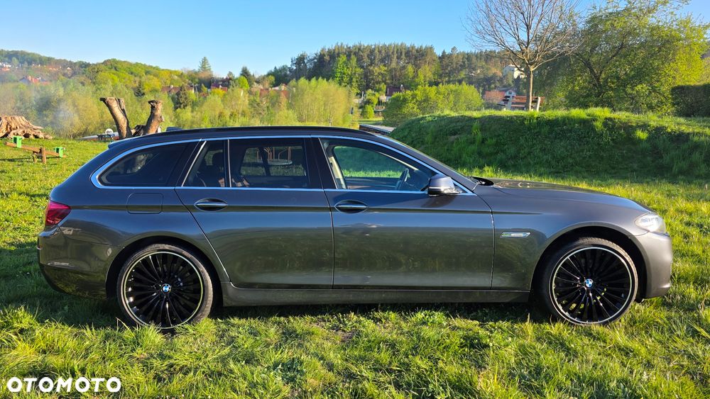 BMW Seria 5 520d xDrive Luxury Line - 10
