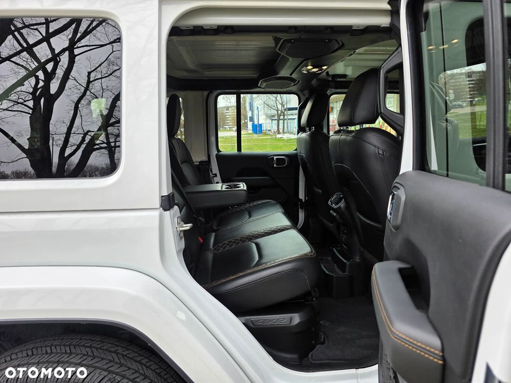 Jeep Wrangler Unlimited 2.0 Turbo PHEV 4xe Sahara - 33