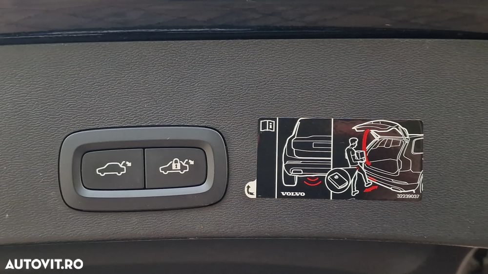 Volvo XC 40 T5 Recharge DKG Inscription Expression - 34