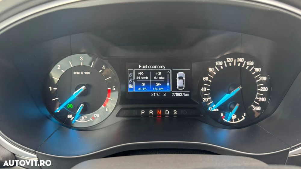 Ford Mondeo 2.0 TDCi Powershift Titanium - 8