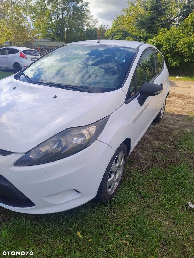 Ford Fiesta - 4