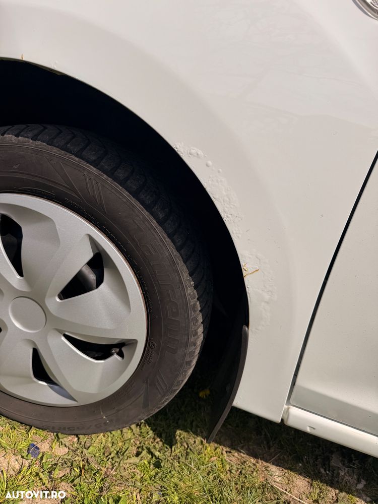 Dacia Logan TCe 90 Essential - 8