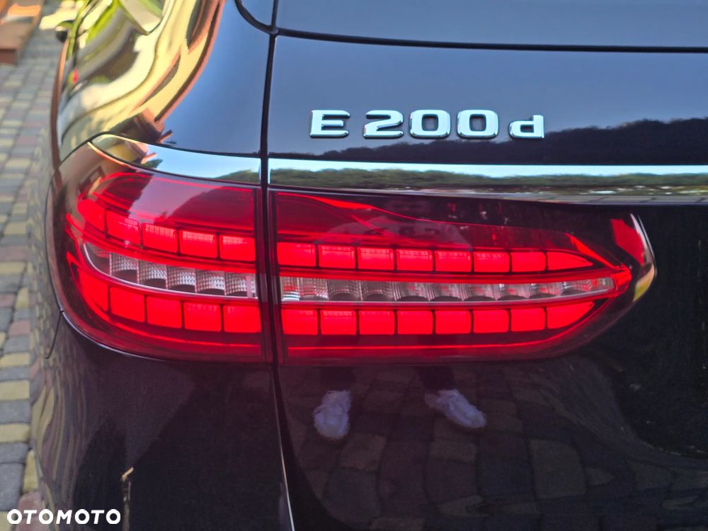 Mercedes-Benz Klasa E 200 d 9G-TRONIC Avantgarde - 11