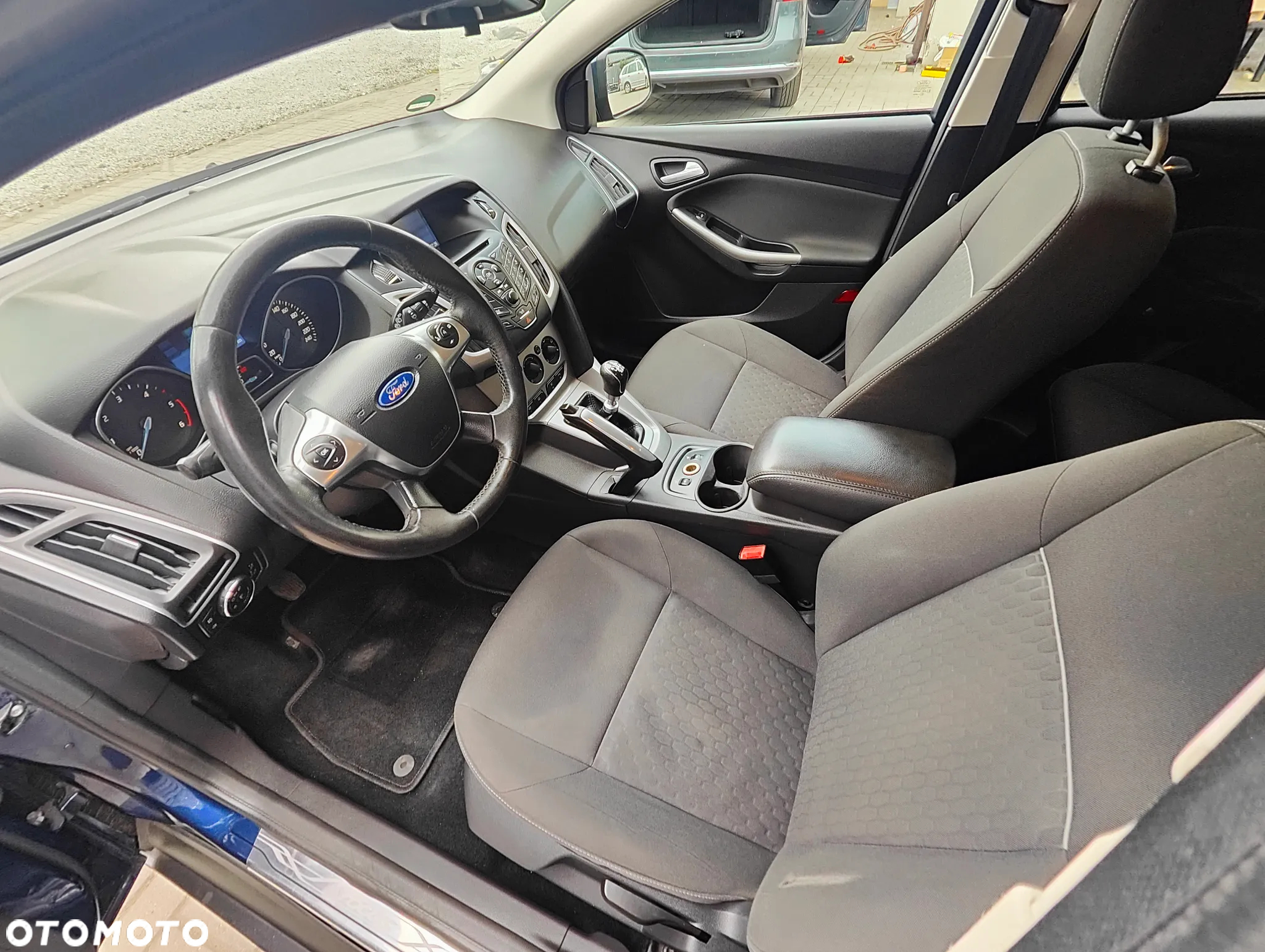 Ford Focus - 12