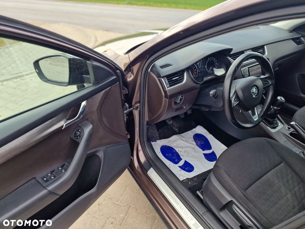 Skoda Octavia 2.0 TDI (Green tec) 4x4 Scout - 28