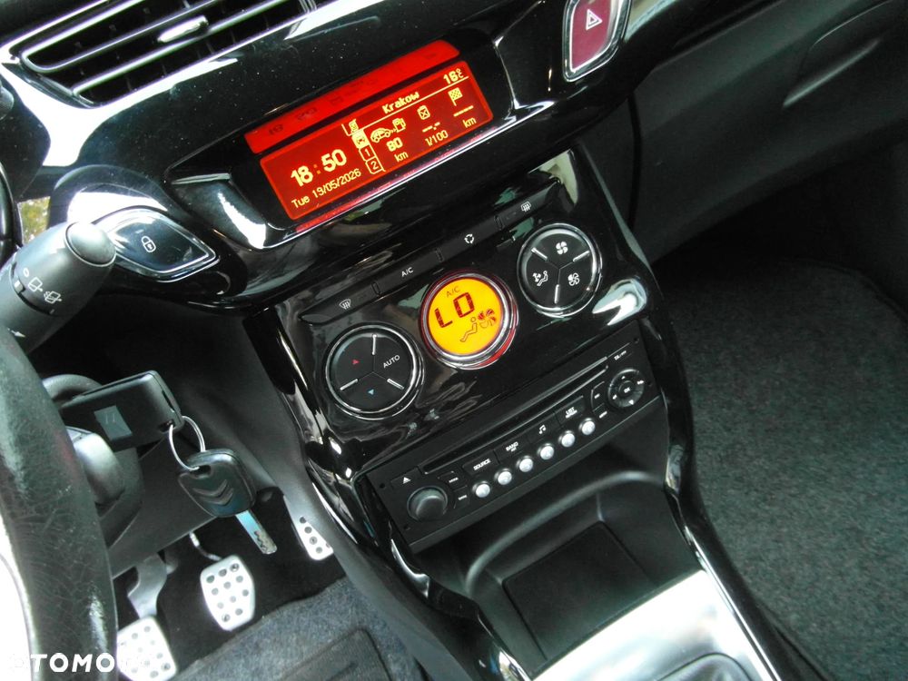 Citroën DS3 VTi 120 SoChic - 27