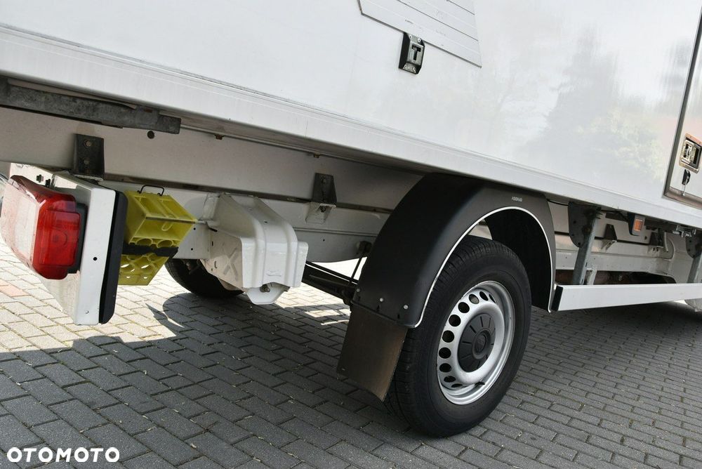 Volkswagen Crafter - 23