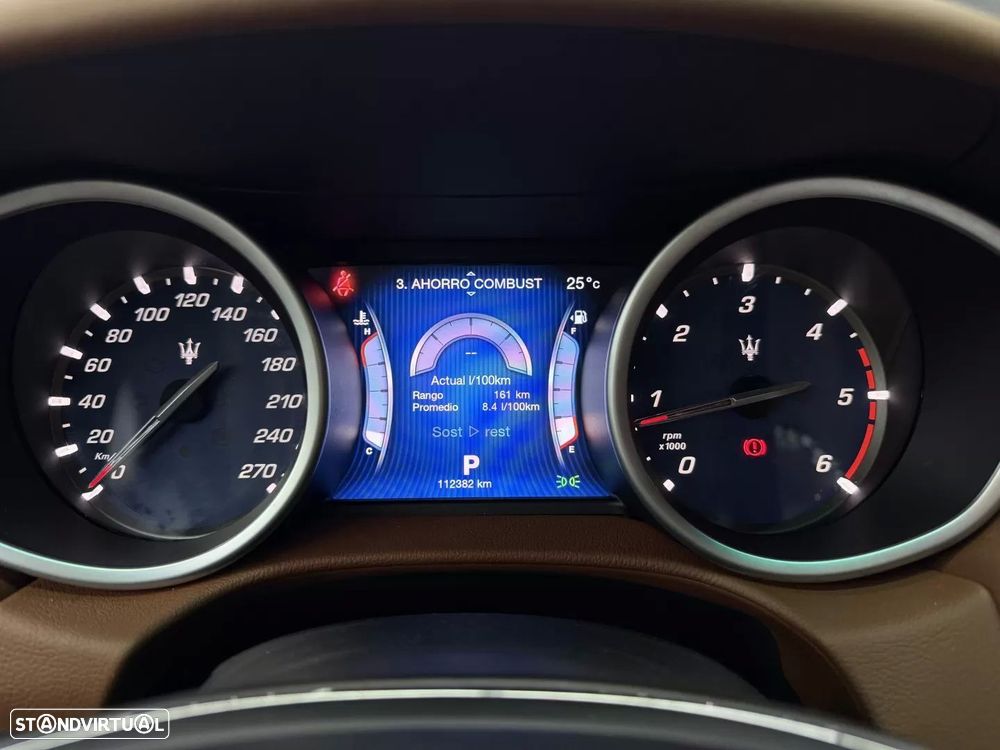 Maserati Ghibli 3.0 V6 GranLusso — fotografia 33