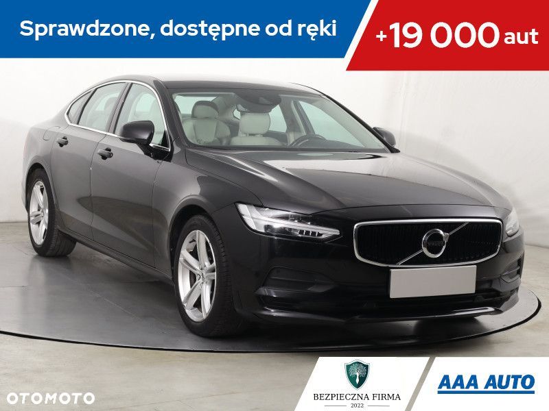Volvo S90 - 2
