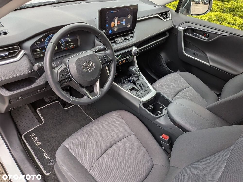 Toyota RAV4 - 23