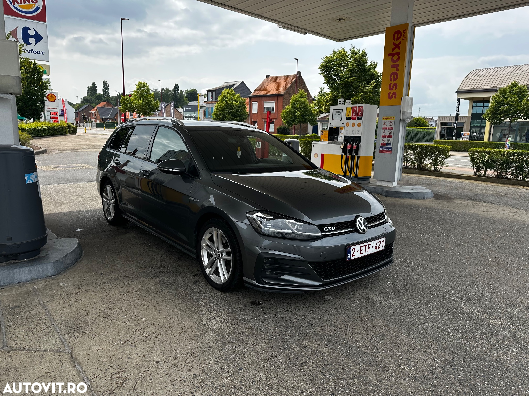 Volkswagen Golf Variant GTD (BlueMotion Technology) DSG - 2