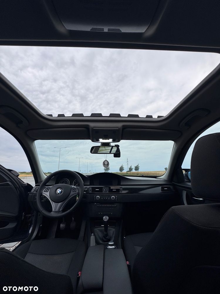 BMW Seria 3 - 24