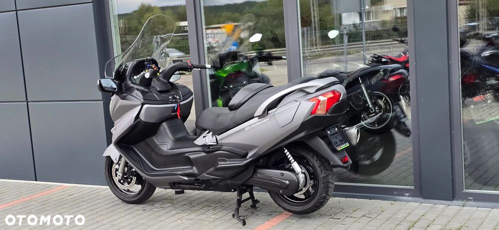 Suzuki Burgman - 24