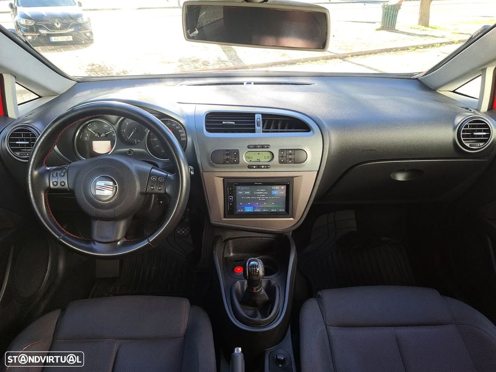 SEAT Leon 1.9 TDI DPF Sport - 16