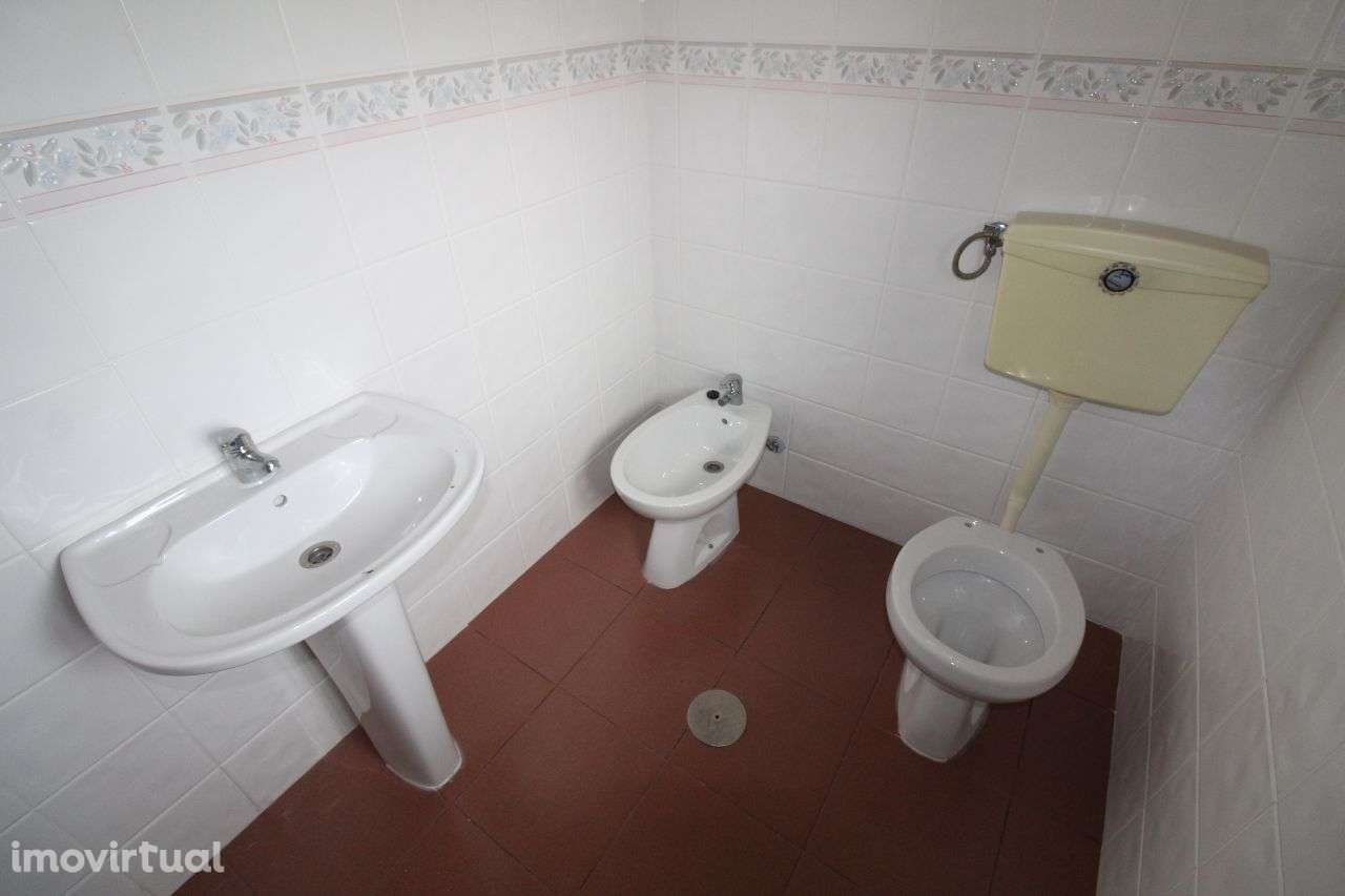 Loja Junto ao Centro – Boa Visibilidade - Grande imagem: 5/11