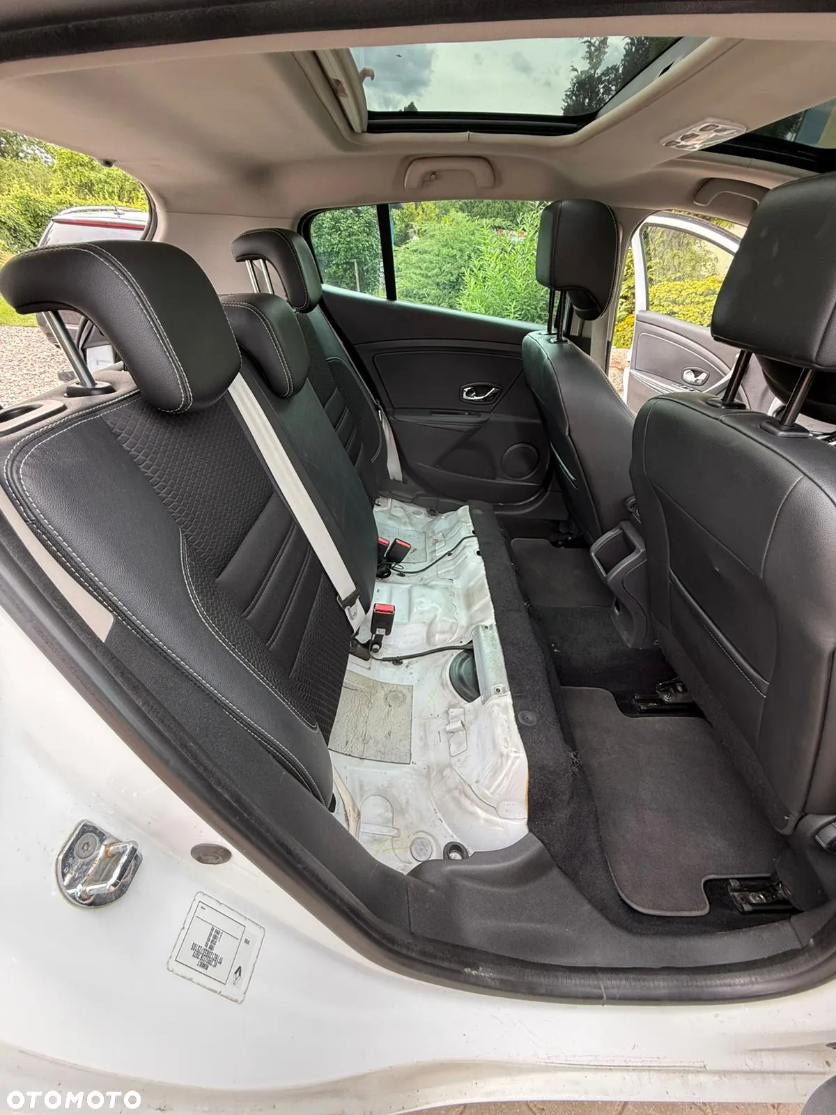 Renault Megane 1.6 dCi Bose - 17