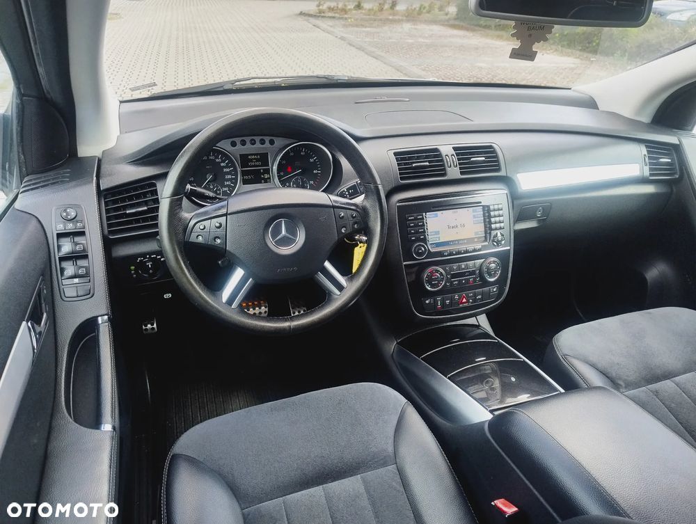 Mercedes-Benz Klasa R 500 4Matic 7G-TRONIC - 14