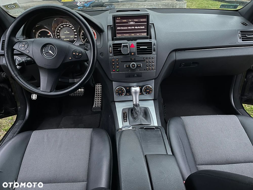 Mercedes-Benz Klasa C 350 CDI DPF 4Matic 7G-TRONIC Avantgarde - 2