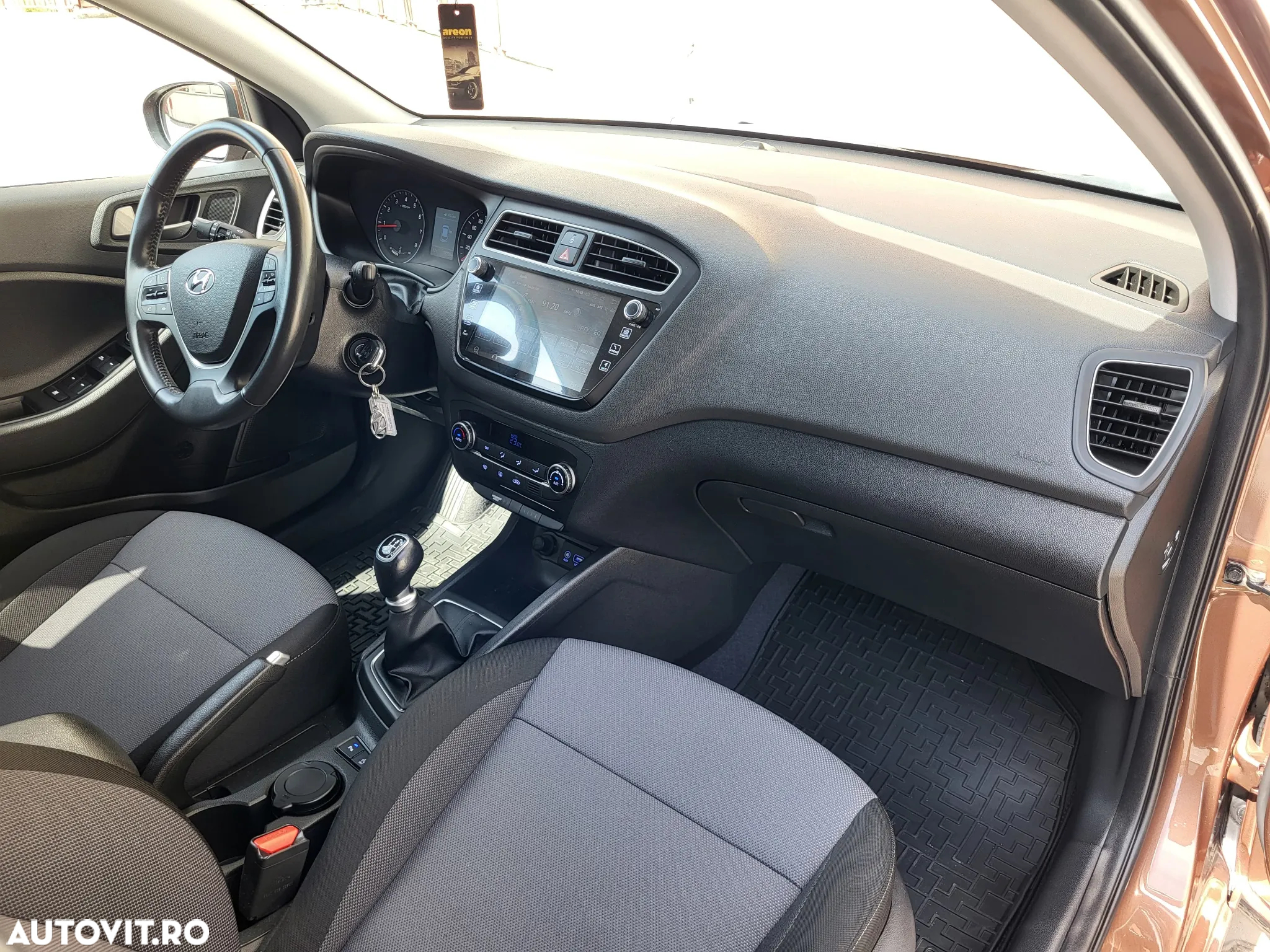 Hyundai i20 1.25 84CP M/T Comfort - 10