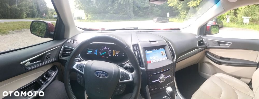 Ford Edge - 10