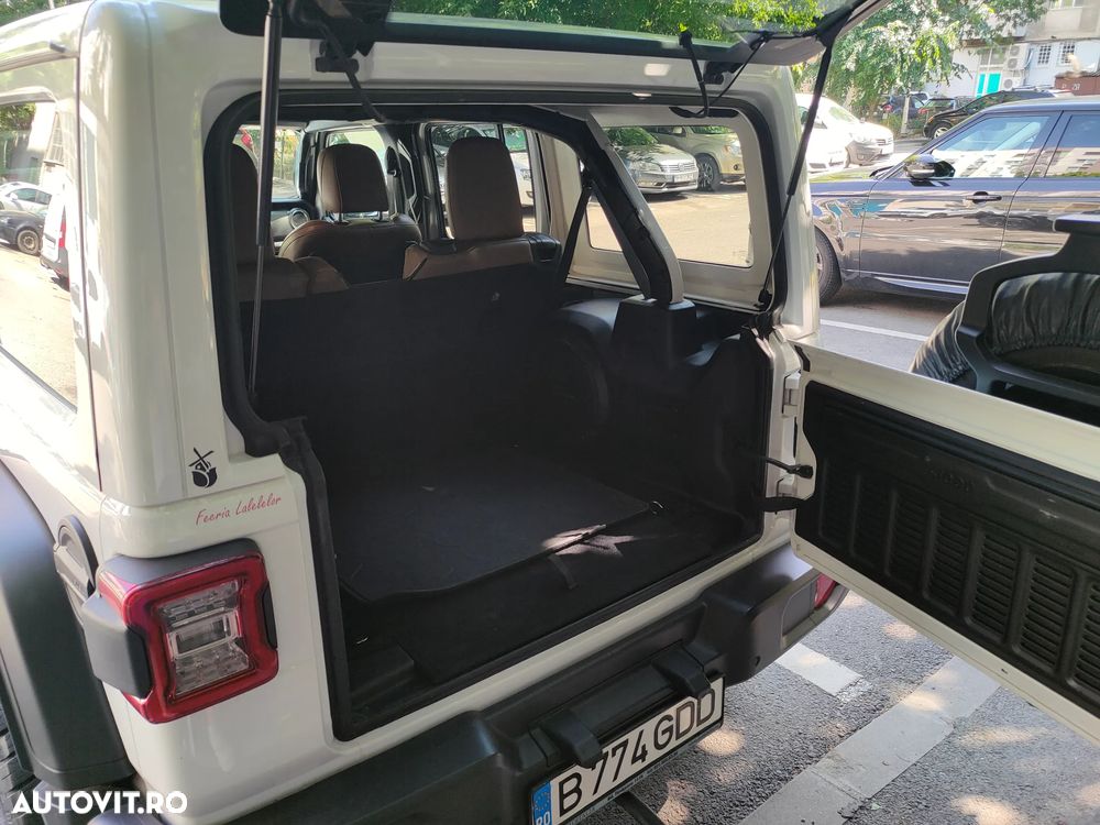 Jeep Wrangler Unlimited 2.2 CRD AT8 Rubicon - 9