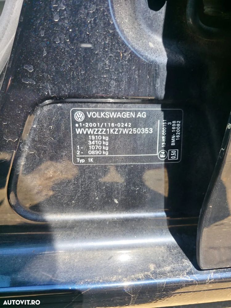 Volkswagen Golf - 20