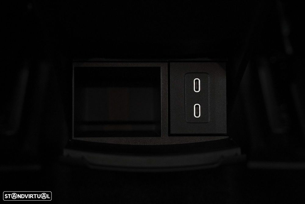 Mercedes-Benz EQA 250+ AMG Line - 17