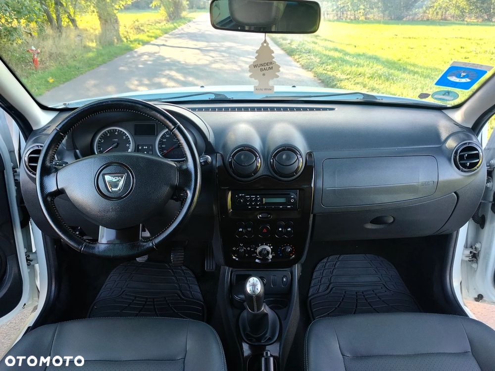 Dacia Duster 1.6 16V 4x2 Prestige - 26